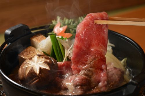 松阪牛のすき焼き・しゃぶしゃぶ・網焼きは三重の焼肉一升びんはなれへ